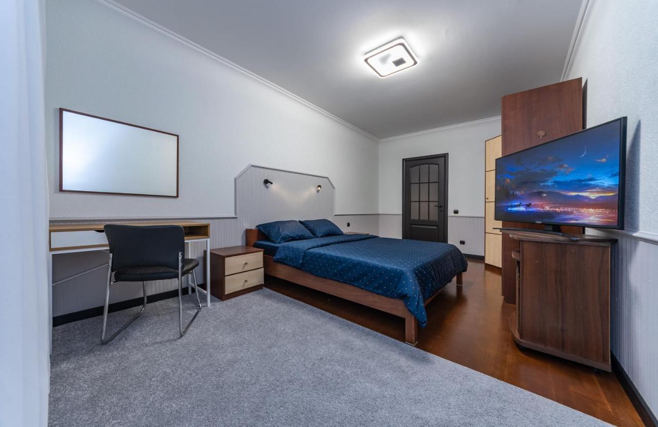 Modern 3 Bedroom Apartment كييف المظهر الخارجي الصورة